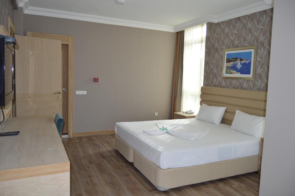 Kale Palace Hotel İmroz Habitación foto